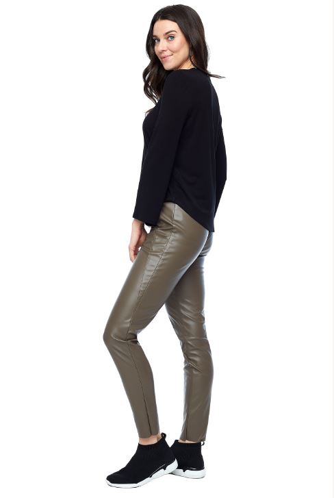 Tyler Madison Sandy Bell Sleeve Top