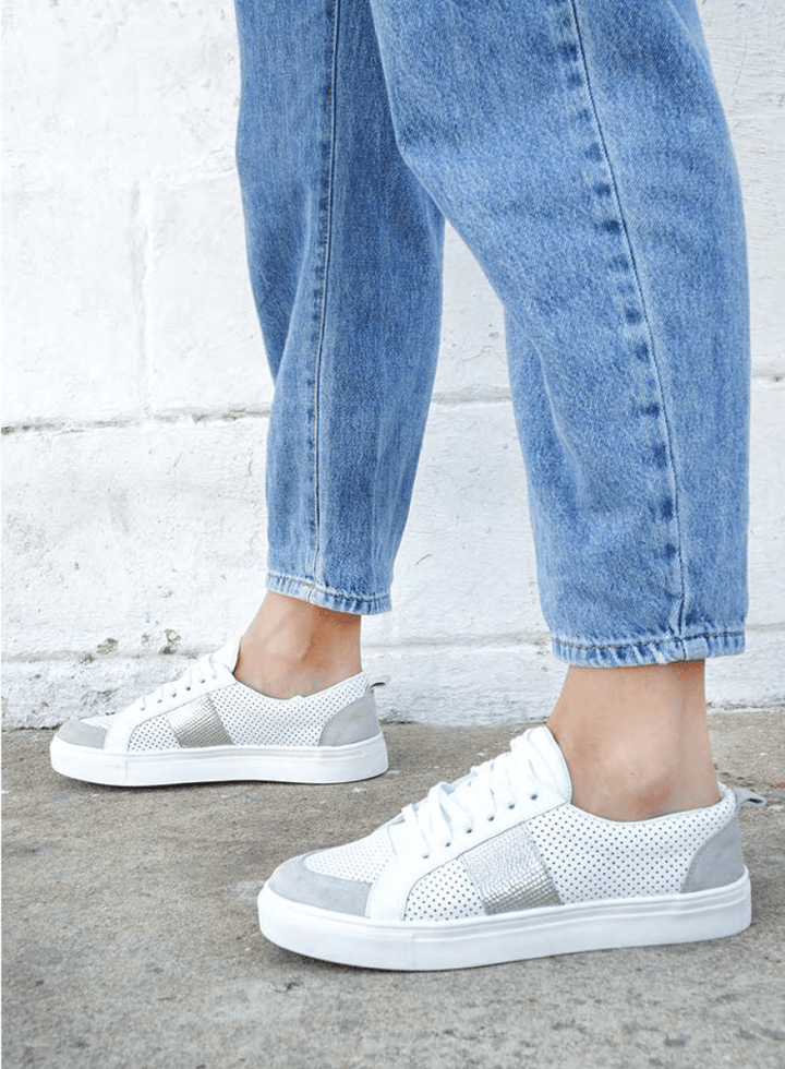 Kaanas Cordoba Perforated Sneakers