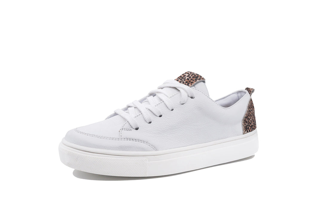 Kaanas Paris Lace-up Sneaker