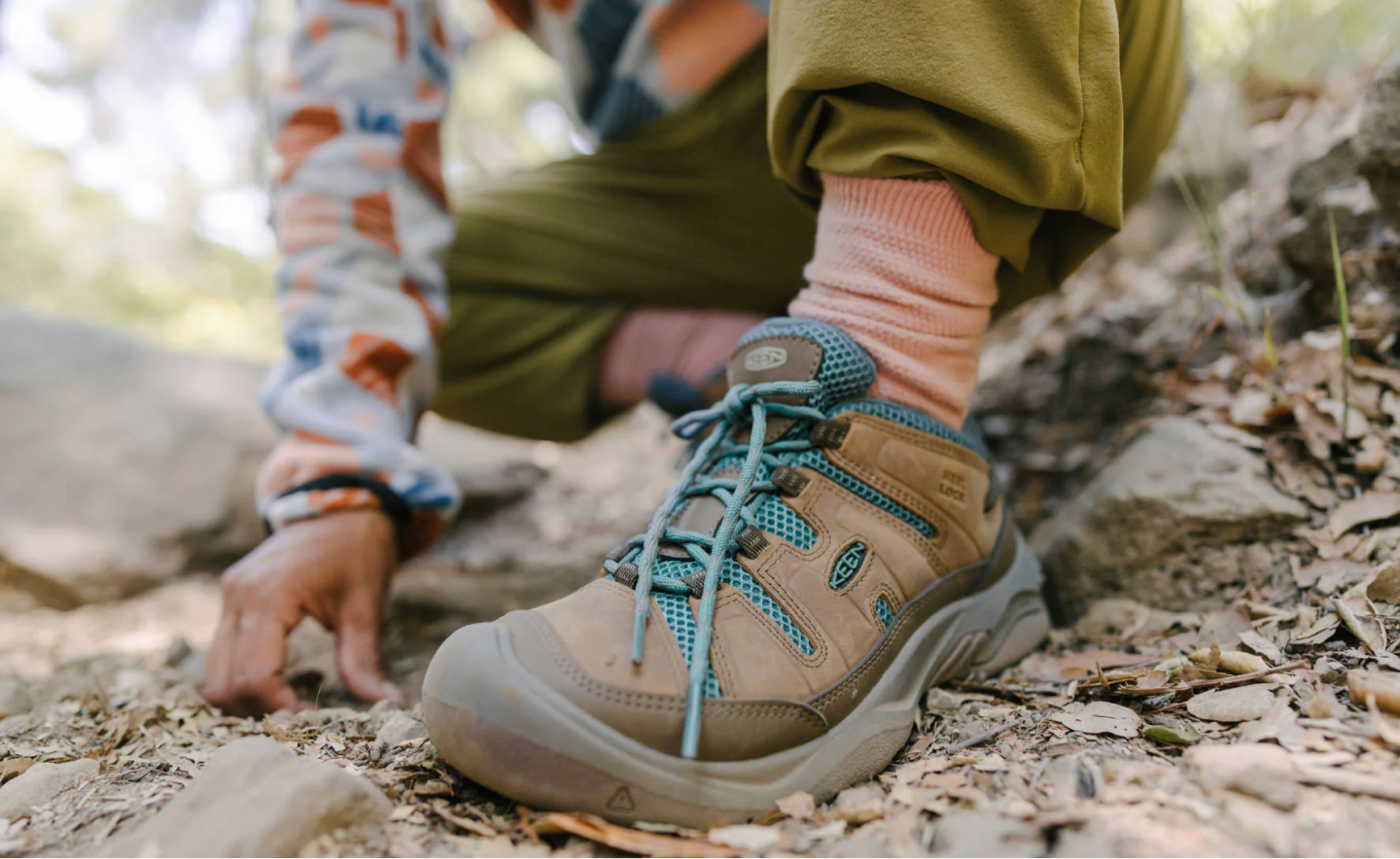 Keen hiking store shoes women