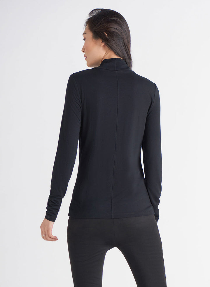 Black Tape Basic Turtleneck