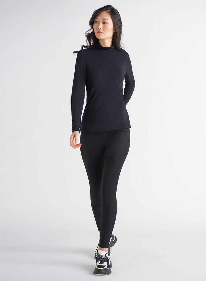 Black Tape Basic Turtleneck