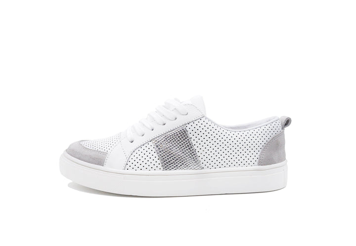 Kaanas Cordoba Perforated Sneakers