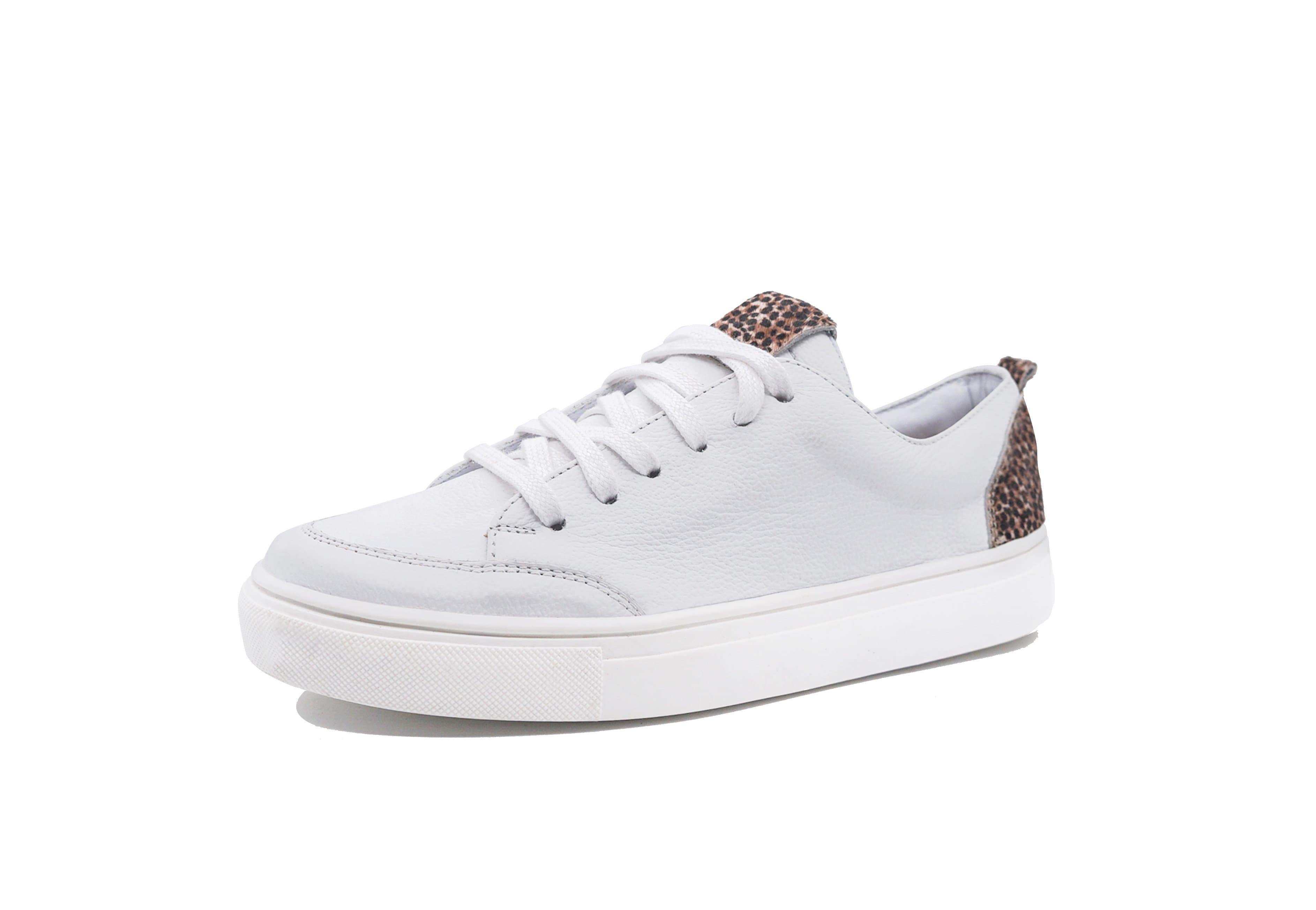 Kaanas Paris Lace-up Sneaker