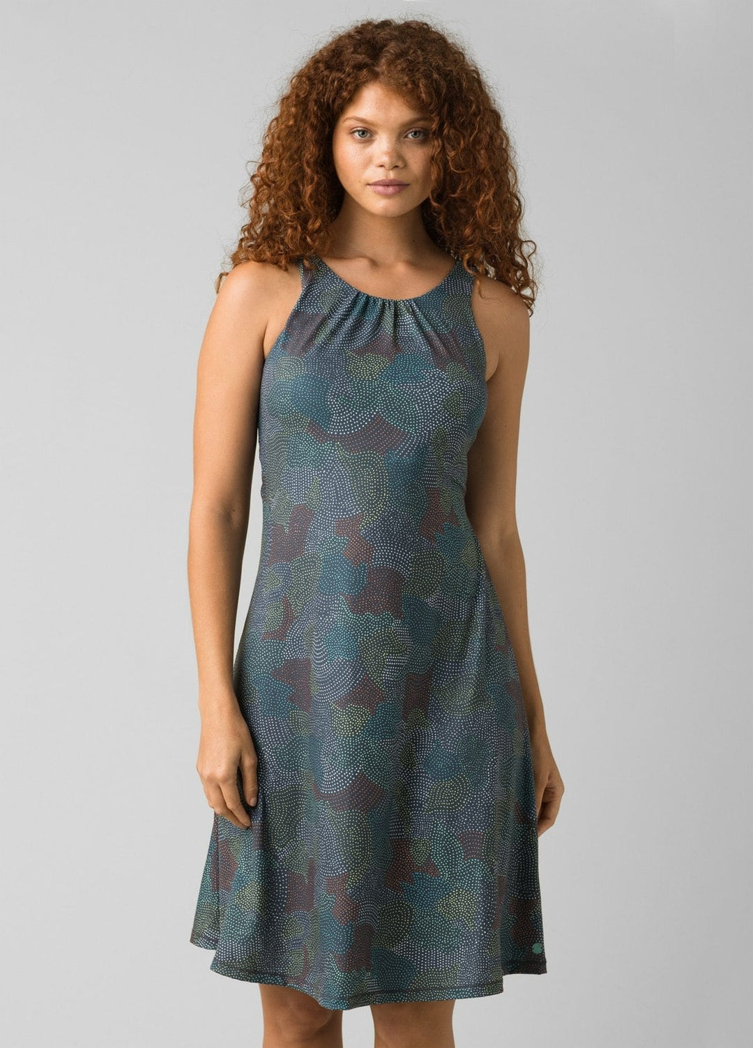 Discover the latest Skypath Dress from prAna. Featuring a shelf bra with  mesh lining, scoop neck, and ey…