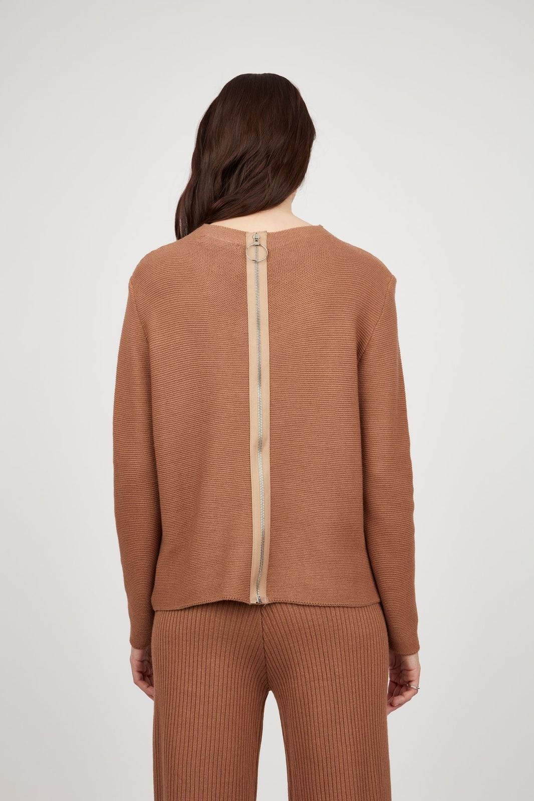 Pistache Zippered Back Sweater With Patch Pockets