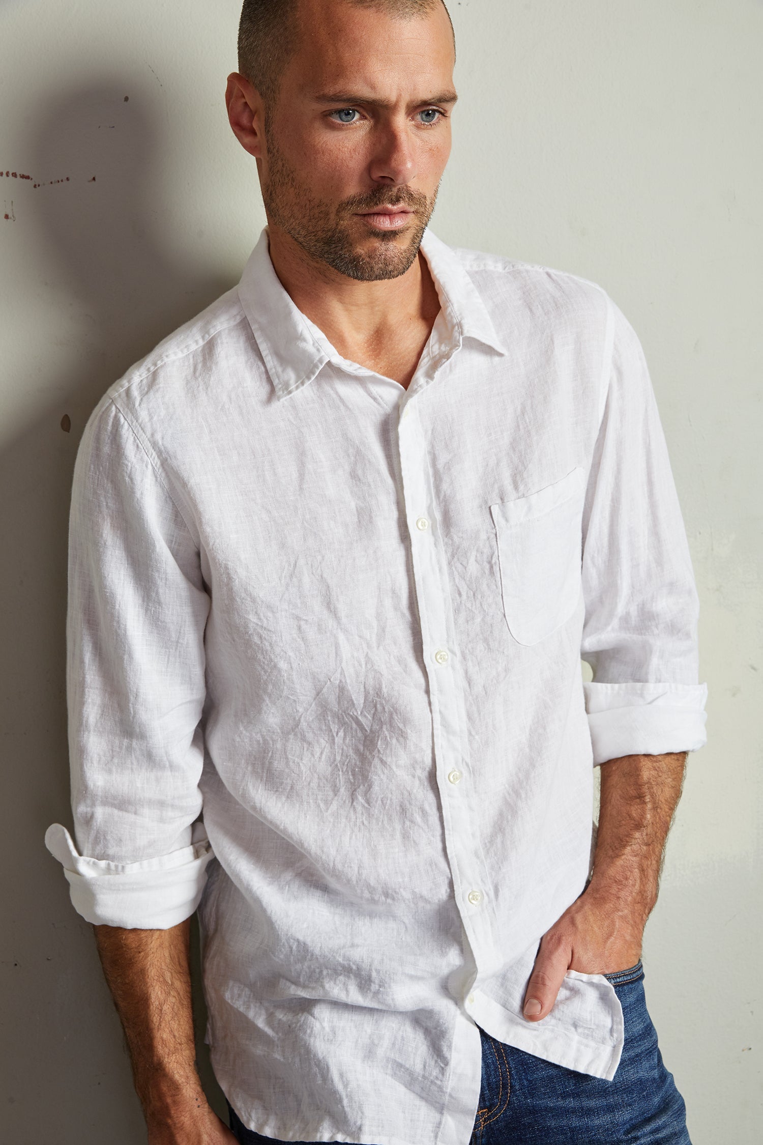 Velvet Men's Woven Linen Long Sleeve Shirt